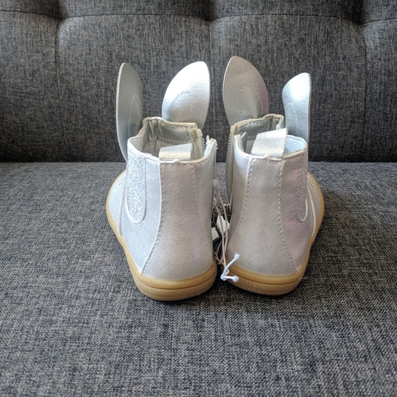 Lot of 3 Cat & Jack children's shoes size 5 - Picture 8 of 8